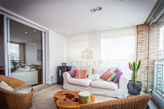 Imagem Apartamento com 3 Quartos à Venda, 162 m² em Itaim Bibi - São Paulo Imagem Apartamento com 3 Quartos à Venda, 162 m² em Itaim Bibi - São Paulo