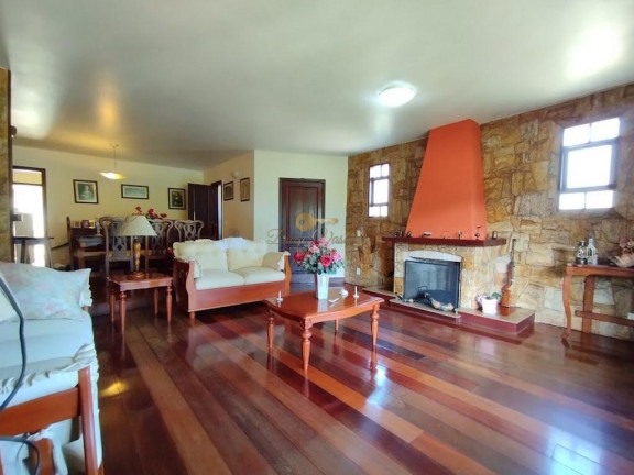 Imagem Casa com 4 Quartos à Venda, 312 m² em Golfe - Teresópolis Imagem Casa com 4 Quartos à Venda, 312 m² em Golfe - Teresópolis