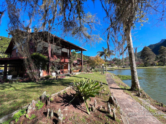 Imagem Casa com 4 Quartos à Venda, 371 m² em Comary - Teresópolis
