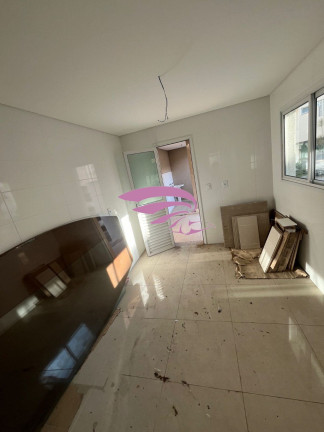 Imagem Casa com 4 Quartos à Venda, 160 m² em Jardim Das Américas - Curitiba Imagem Casa com 4 Quartos à Venda, 160 m² em Jardim Das Américas - Curitiba