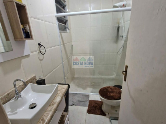 Imagem Casa com 2 Quartos à Venda, 150 m²