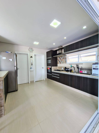 Imagem Casa com 3 Quartos à Venda, 400 m² em Jardim São José - Bragança Paulista Imagem Casa com 3 Quartos à Venda, 400 m² em Jardim São José - Bragança Paulista