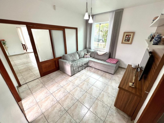 Imagem Casa com 3 Quartos à Venda, 169 m² em Trindade - Florianópolis Imagem Casa com 3 Quartos à Venda, 169 m² em Trindade - Florianópolis
