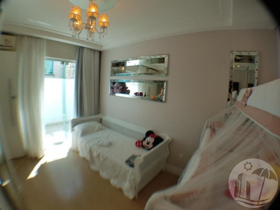 Imagem Casa com 3 Quartos à Venda, 300 m² em Nações - Balneário Camboriú Imagem Casa com 3 Quartos à Venda, 300 m² em Nações - Balneário Camboriú