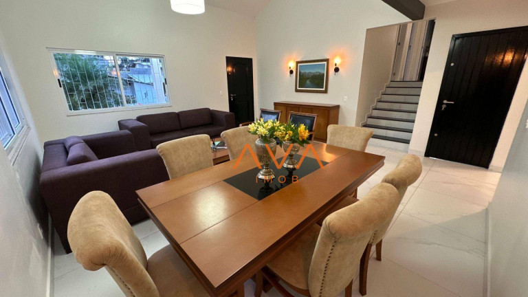 Casa com 4 Quartos à Venda, 340 m² em Ingleses - Florianópolis