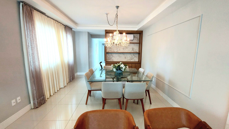 Imagem Apartamento com 3 Quartos à Venda, 143 m² em Centro - Balneário Camboriú