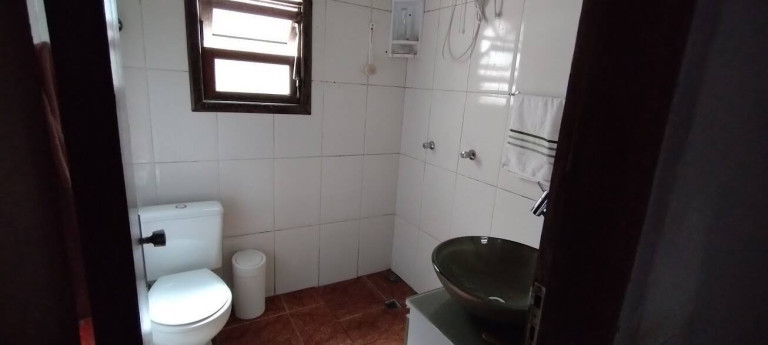 Imagem Casa com 4 Quartos à Venda, 135 m² em Jardim Dona Sinhá - São Paulo