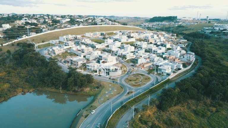 Imagem Terreno à Venda, 250 m² em Villa Branca - Jacareí