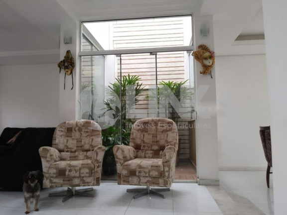 Imagem Imóvel com 3 Quartos à Venda, 288 m² em Sarandi - Porto Alegre Imagem Imóvel com 3 Quartos à Venda, 288 m² em Sarandi - Porto Alegre