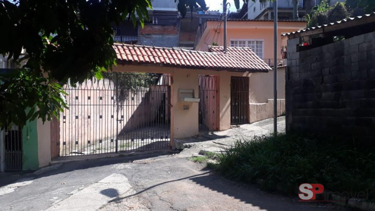 Casa com 6 Quartos à Venda, 220 m² em Jaragua - São Paulo