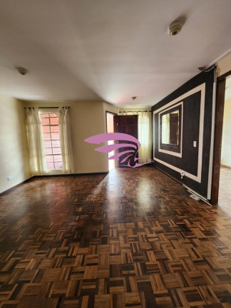 Imagem Casa com 3 Quartos à Venda, 120 m² em Alto Boqueirão - Curitiba Imagem Casa com 3 Quartos à Venda, 120 m² em Alto Boqueirão - Curitiba