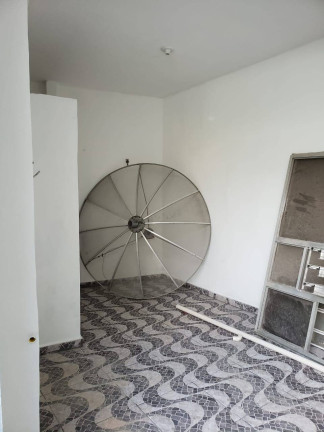 Imagem Casa com 4 Quartos à Venda, em Centro - Campos Dos Goytacazes Imagem Casa com 4 Quartos à Venda, em Centro - Campos Dos Goytacazes