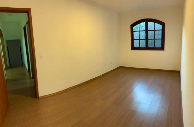 Imagem Casa com 3 Quartos à Venda, em Conselheiro Paulino - Nova Friburgo Imagem Casa com 3 Quartos à Venda, em Conselheiro Paulino - Nova Friburgo