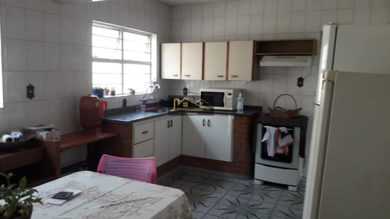 Imagem Sobrado com 5 Quartos à Venda,  em Jardim Emília - Sorocaba
