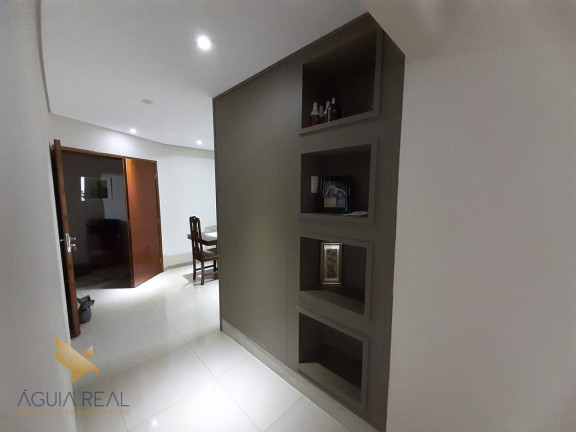 Imagem Casa com 3 Quartos à Venda, 238 m² em Jardim Jóquei Club - Campo Grande Imagem Casa com 3 Quartos à Venda, 238 m² em Jardim Jóquei Club - Campo Grande