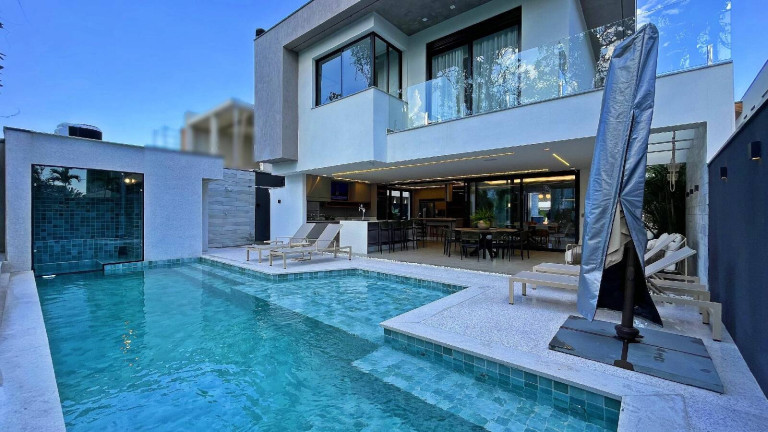 Casa com 6 Quartos à Venda, 380 m² em Riviera De São Lourenço - Bertioga