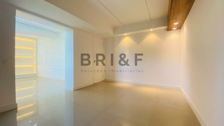 Imagem Imóvel Comercial à Venda ou Locação, 212 m² em Brooklin - São Paulo Imagem Imóvel Comercial à Venda ou Locação, 212 m² em Brooklin - São Paulo