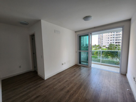 Imagem Imóvel com 2 Quartos à Venda, 79 m² em Barra Da Tijuca - Rio De Janeiro Imagem Imóvel com 2 Quartos à Venda, 79 m² em Barra Da Tijuca - Rio De Janeiro