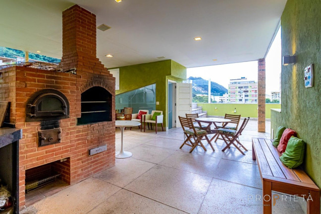 Imagem Casa de Condomínio com 4 Quartos à Venda, 525 m² em Humaita - Rio De Janeiro