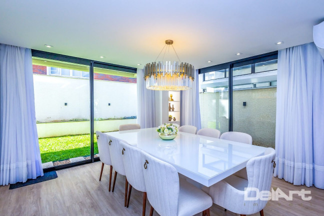 Imagem Casa com 2 Quartos à Venda, 233 m² em Santa Cândida - Curitiba Imagem Casa com 2 Quartos à Venda, 233 m² em Santa Cândida - Curitiba