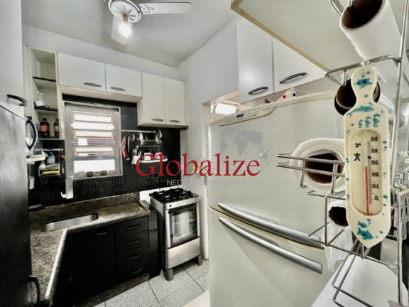 Imagem Imóvel com 2 Quartos à Venda, 65 m² em Encruzilhada - Santos Imagem Imóvel com 2 Quartos à Venda, 65 m² em Encruzilhada - Santos