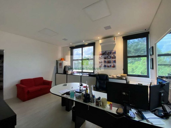 Imagem Sala Comercial à Venda, 1.566 m² em Granja Viana - Cotia