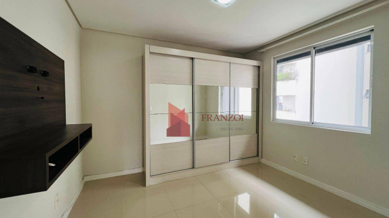 Imagem Apartamento com 3 Quartos à Venda, 98 m² em Centro - Itajaí Imagem Apartamento com 3 Quartos à Venda, 98 m² em Centro - Itajaí