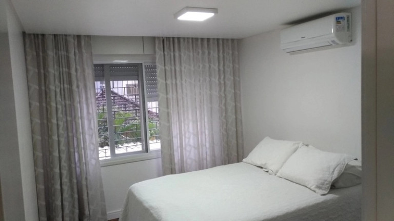 Imagem Apartamento com 3 Quartos à Venda, 101 m² em Rio Branco - Porto Alegre Imagem Apartamento com 3 Quartos à Venda, 101 m² em Rio Branco - Porto Alegre