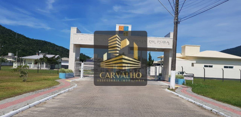 Imagem Casa com 3 Quartos à Venda, 300 m² em Praia De Fora - Palhoça Imagem Casa com 3 Quartos à Venda, 300 m² em Praia De Fora - Palhoça