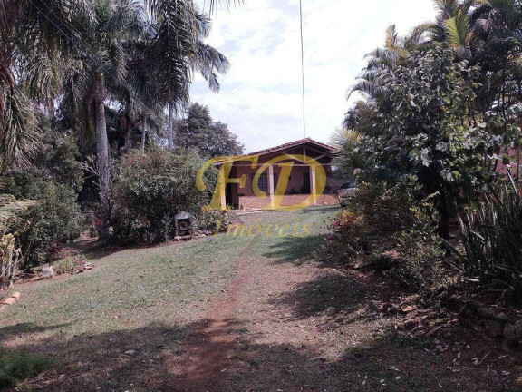 Chácara com 2 Quartos à Venda, 2.800 m² em Piracaia