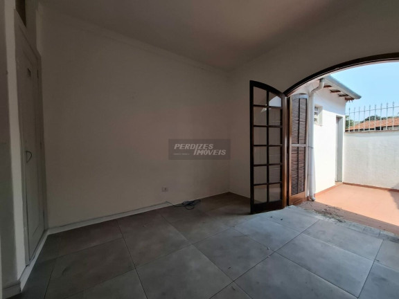 Imagem Casa com 3 Quartos à Venda, 114 m² em Sumaré - São Paulo Imagem Casa com 3 Quartos à Venda, 114 m² em Sumaré - São Paulo