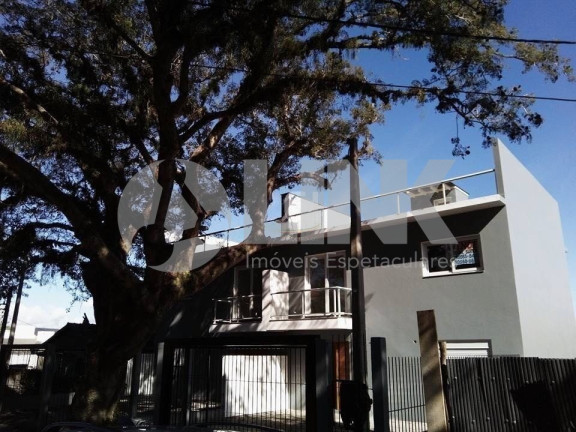 Casa com 3 Quartos à Venda, 240 m² em Guarujá - Porto Alegre