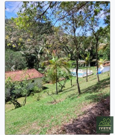 Imagem Casa com 3 Quartos à Venda, 350 m² em Serra Negra Imagem Casa com 3 Quartos à Venda, 350 m² em Serra Negra
