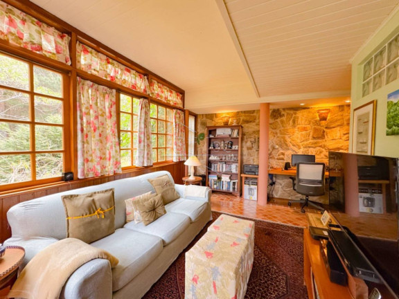 Imagem Casa com 4 Quartos à Venda, 549 m² em Fonte Simão - Campos Do Jordão Imagem Casa com 4 Quartos à Venda, 549 m² em Fonte Simão - Campos Do Jordão