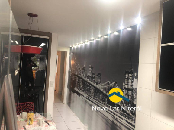 Imagem Apartamento com 4 Quartos à Venda, 197 m² em Icaraí - Niterói