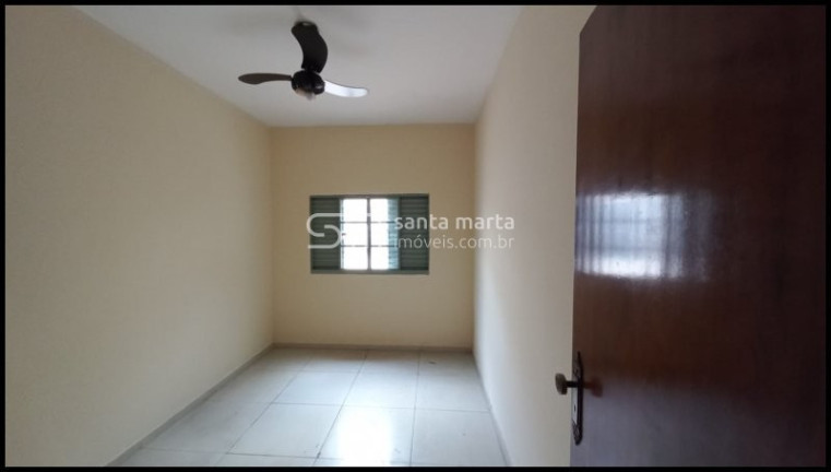 Imagem Imóvel com 3 Quartos à Venda, 24 m² em Vila Passos - Lorena Imagem Imóvel com 3 Quartos à Venda, 24 m² em Vila Passos - Lorena