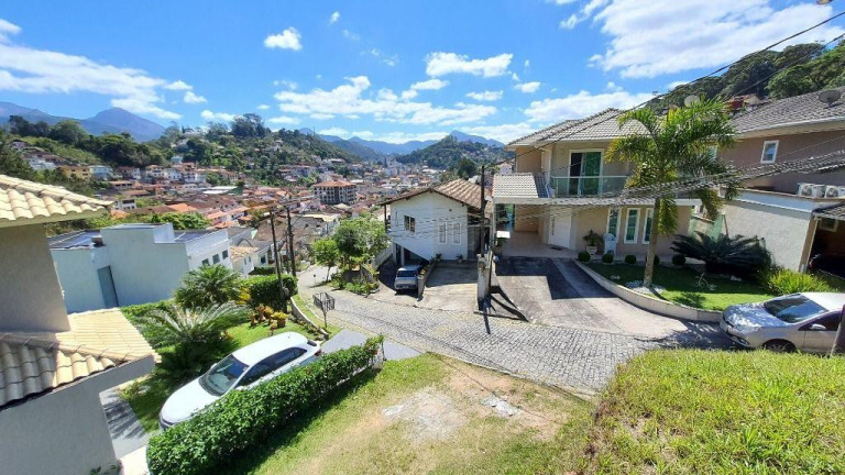 Imagem Casa com 2 Quartos à Venda, 105 m² em Tijuca - Teresópolis