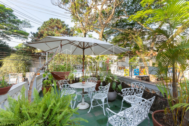 Imagem Casa com 3 Quartos à Venda, 332 m² em Jardim Europa - São Paulo