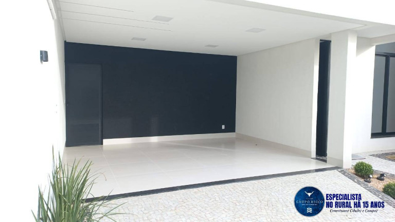 Imagem Casa com 3 Quartos à Venda, 189 m² em Jardim Mirabel - Goiânia Imagem Casa com 3 Quartos à Venda, 189 m² em Jardim Mirabel - Goiânia