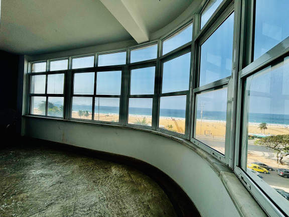 Imagem Imóvel com 4 Quartos à Venda, 280 m² em Copacabana - Rio De Janeiro Imagem Imóvel com 4 Quartos à Venda, 280 m² em Copacabana - Rio De Janeiro