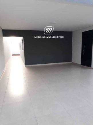 Imagem Casa com 3 Quartos à Venda, 250 m² em Santa Rosa - Uberlândia Imagem Casa com 3 Quartos à Venda, 250 m² em Santa Rosa - Uberlândia