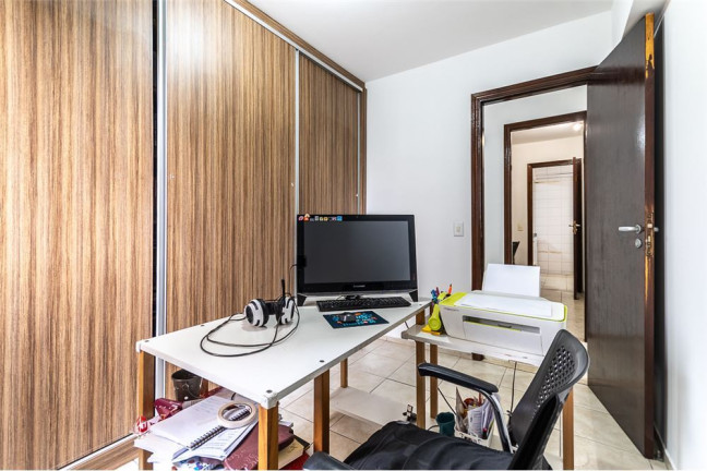 Imagem Imóvel com 3 Quartos à Venda, em Barra Funda - São Paulo Imagem Imóvel com 3 Quartos à Venda, em Barra Funda - São Paulo