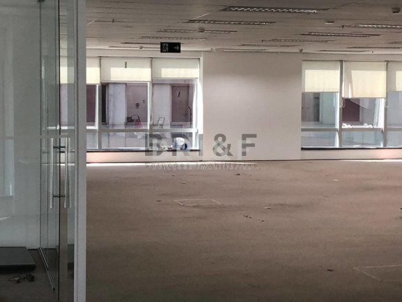 Imagem Imóvel Comercial para Alugar, 330 m² em C Moncoes - São Paulo Imagem Imóvel Comercial para Alugar, 330 m² em C Moncoes - São Paulo