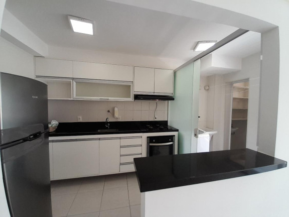 Imagem Apartamento com 2 Quartos à Venda, 70 m² em Alphaville I - Salvador