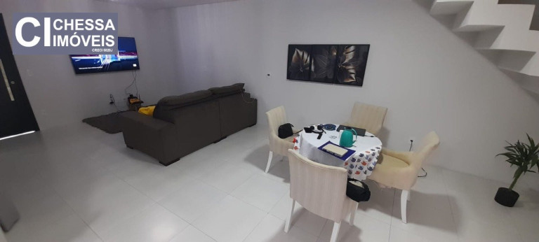 Imagem Sobrado com 4 Quartos à Venda ou Locação, 230 m² em Centro - Itajaí Imagem Sobrado com 4 Quartos à Venda ou Locação, 230 m² em Centro - Itajaí