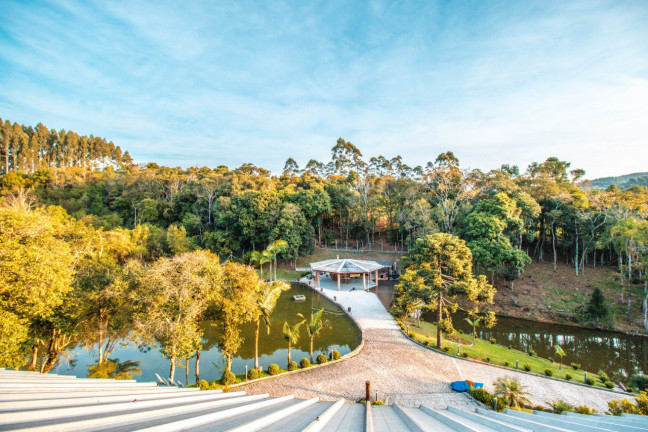 Imagem Chácara com 8 Quartos à Venda, 34.000 m² em Bateias - Campo Largo Imagem Chácara com 8 Quartos à Venda, 34.000 m² em Bateias - Campo Largo