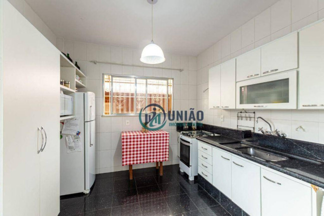 Imagem Casa com 5 Quartos à Venda, 400 m² em Itaipu - Niterói Imagem Casa com 5 Quartos à Venda, 400 m² em Itaipu - Niterói