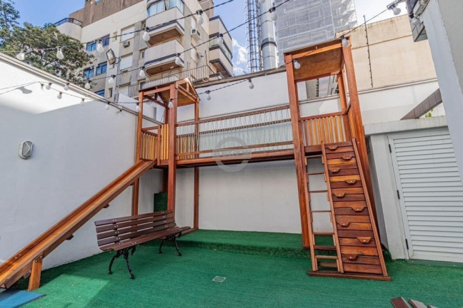 Imagem Imóvel com 2 Quartos à Venda, em Auxiliadora - Porto Alegre Imagem Imóvel com 2 Quartos à Venda, em Auxiliadora - Porto Alegre