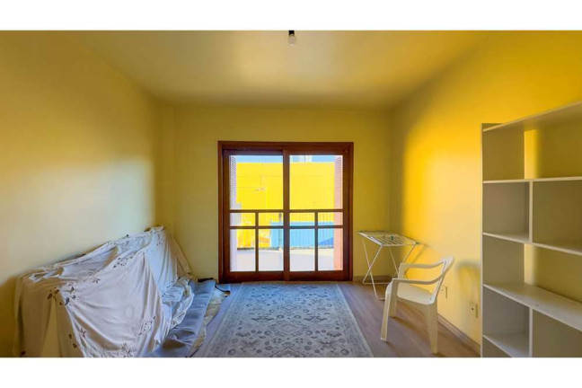 Imagem Casa com 4 Quartos à Venda, 307 m² em Partenon - Porto Alegre Imagem Casa com 4 Quartos à Venda, 307 m² em Partenon - Porto Alegre