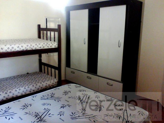 Imagem Casa com 4 Quartos para Temporada, 250 m² em Nações - Balneário Camboriú Imagem Casa com 4 Quartos para Temporada, 250 m² em Nações - Balneário Camboriú